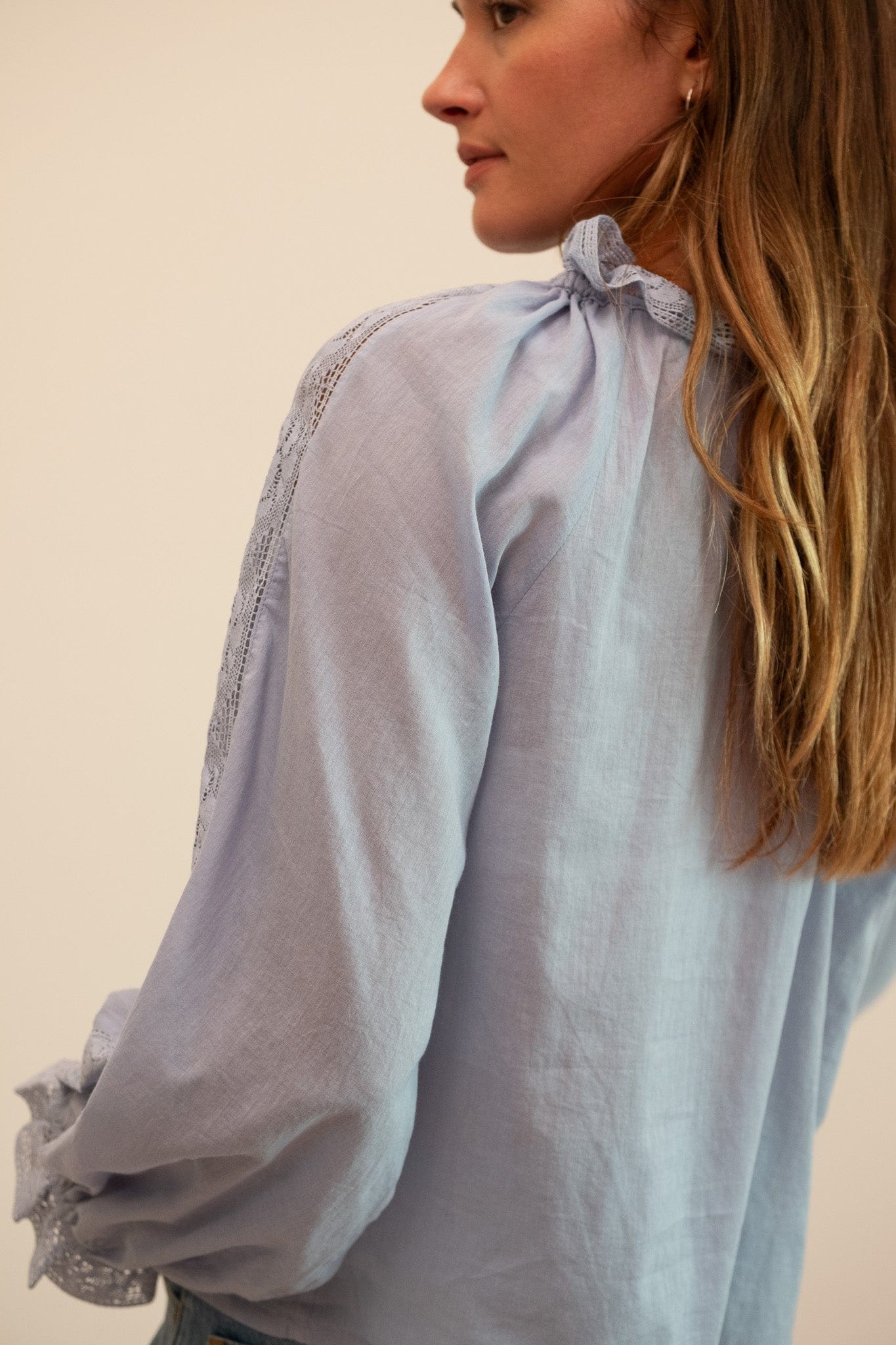 Annette Top in Sky