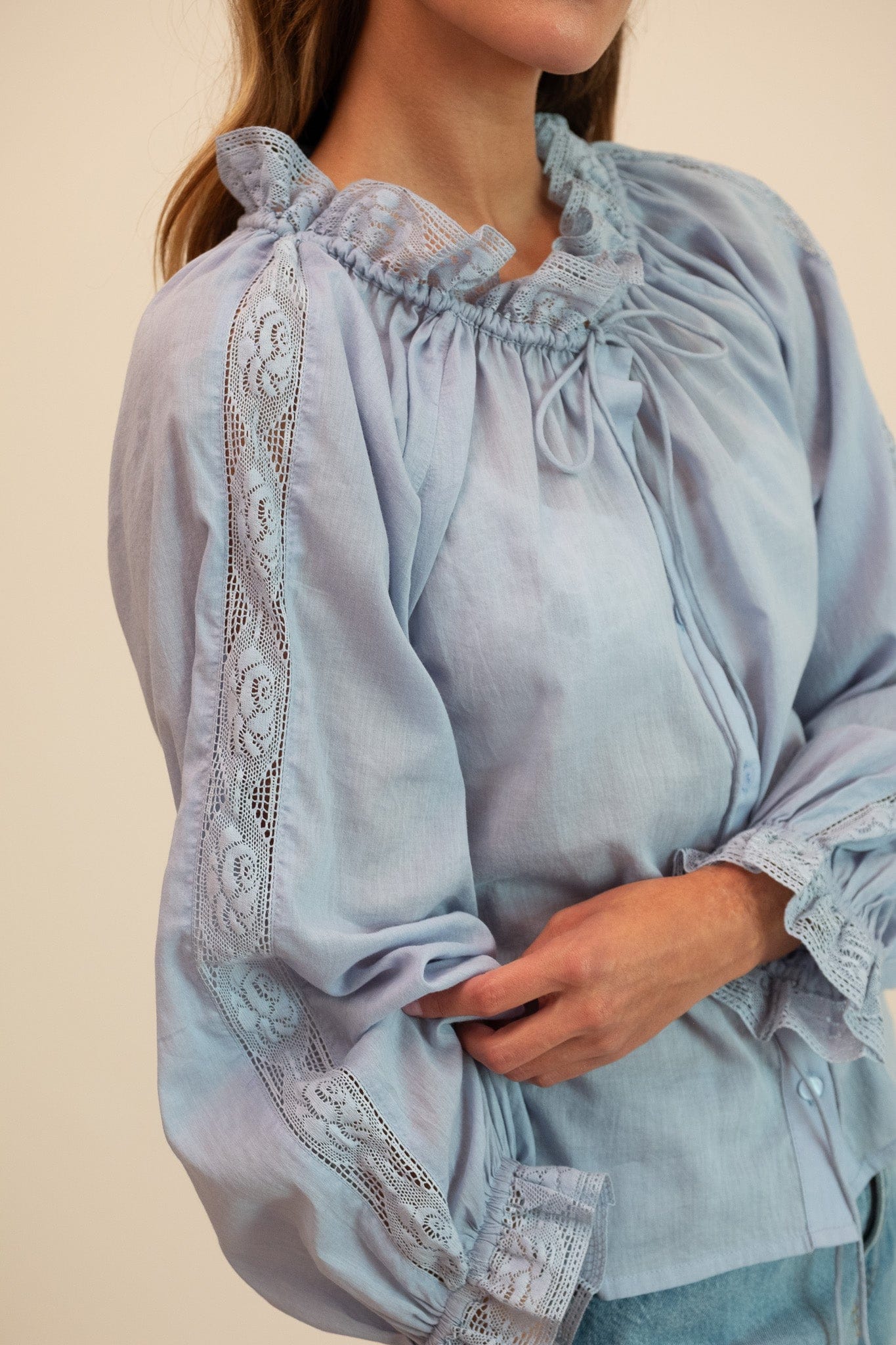 Annette Top in Sky