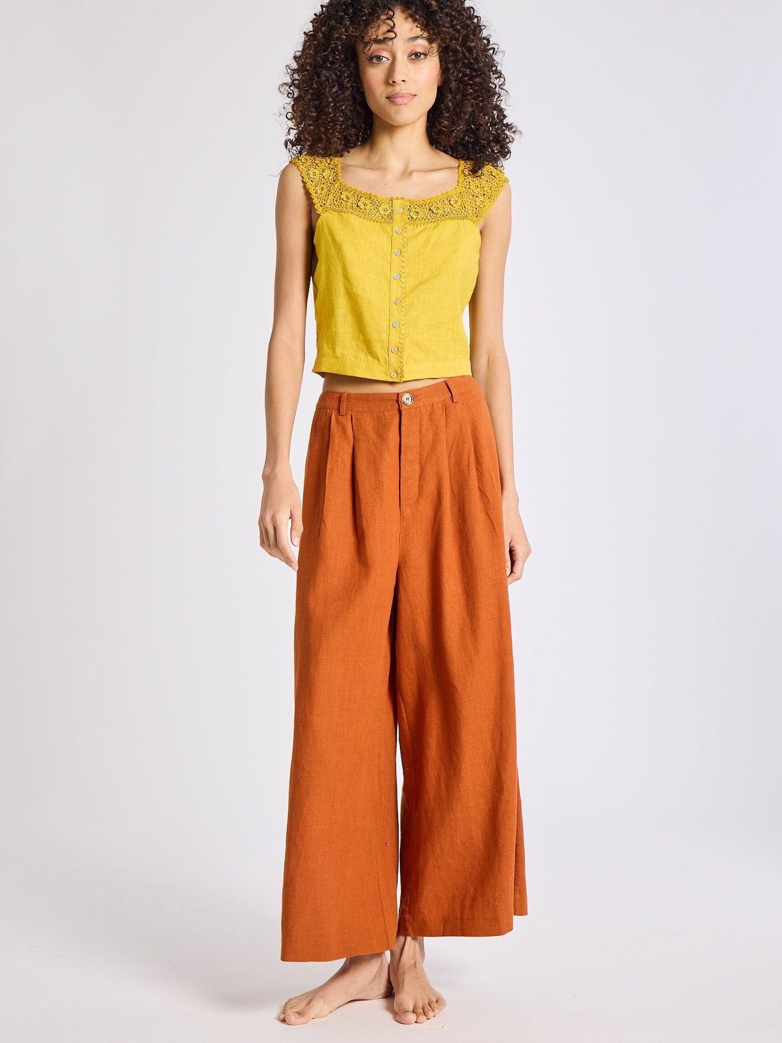 Avie Pant in Sepia Linen