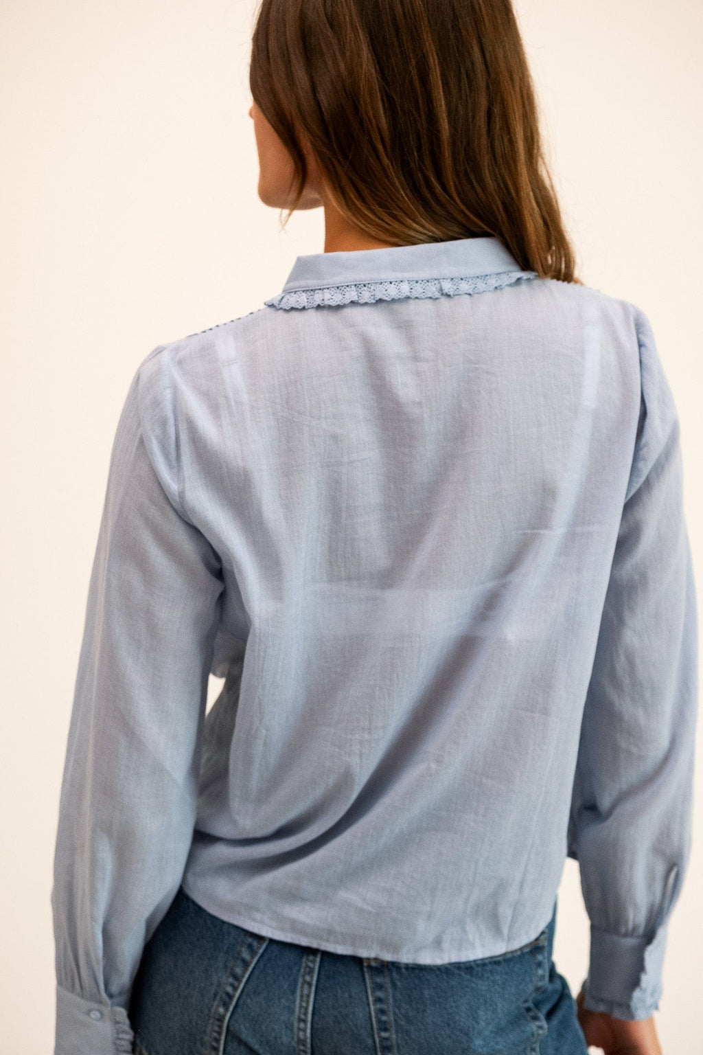 Calista Top in Sky