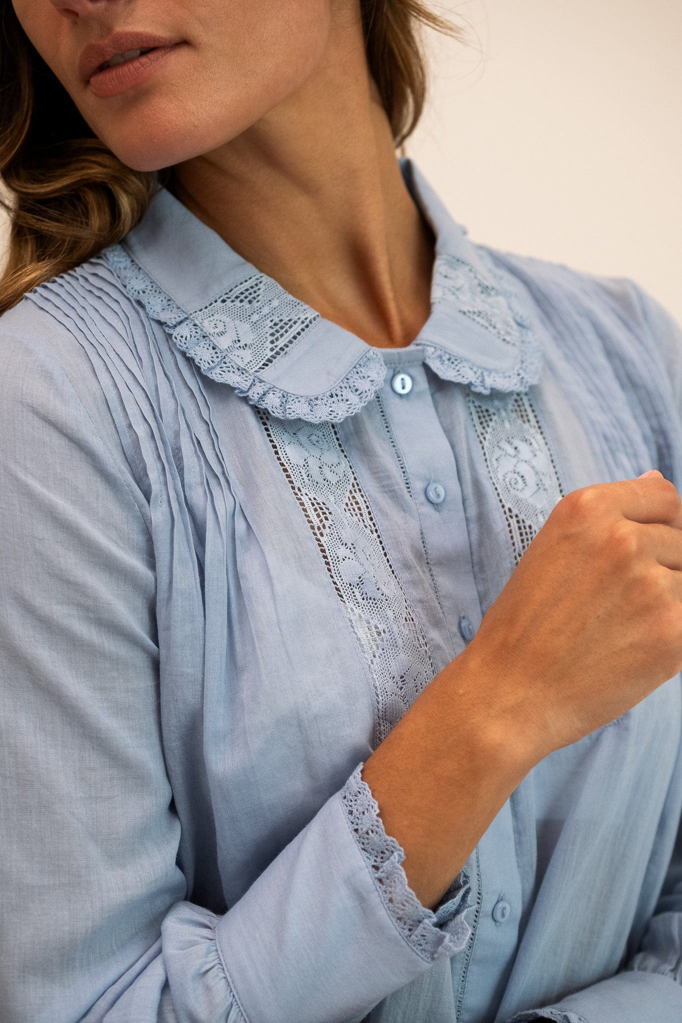Calista Top in Sky