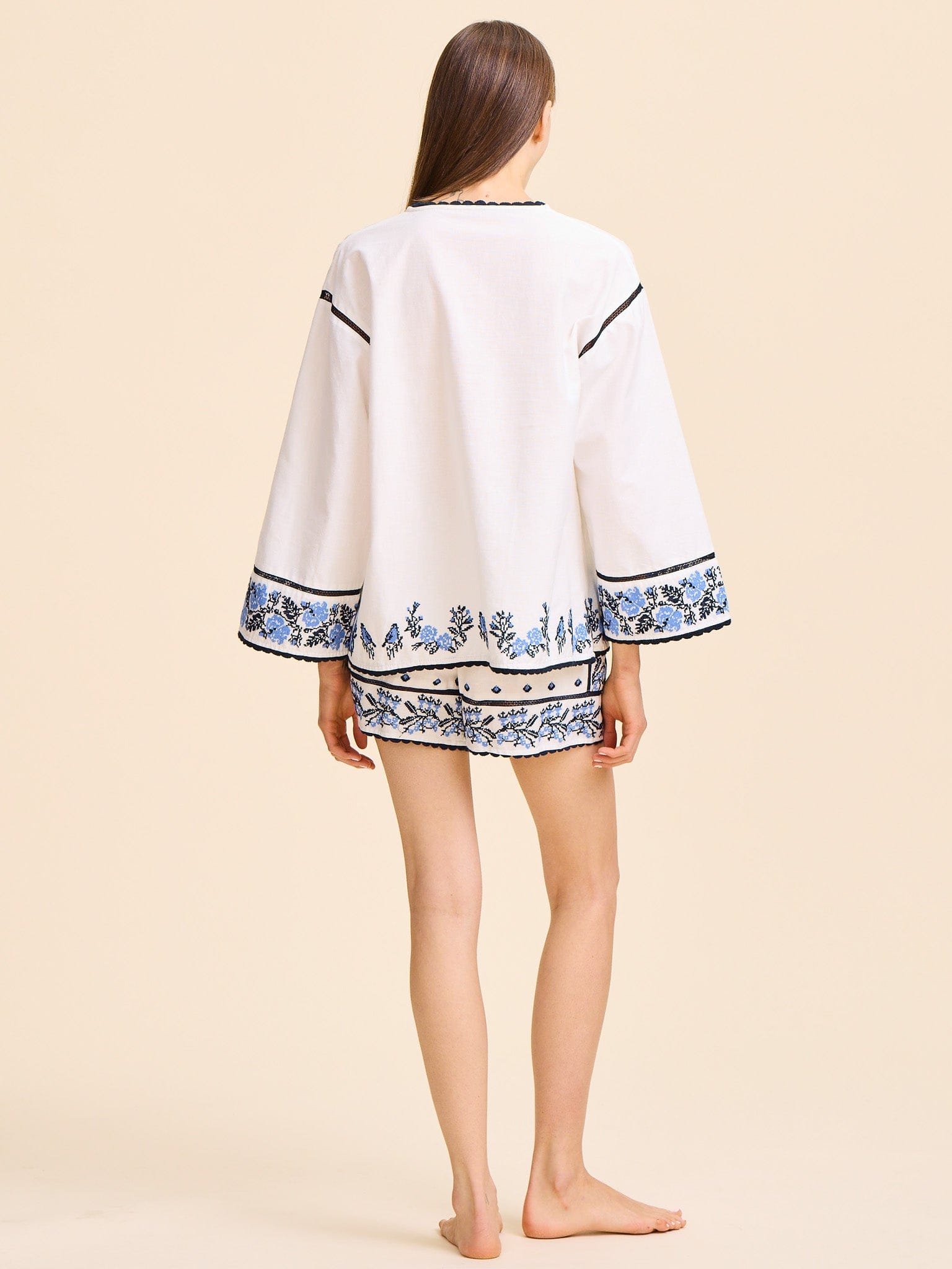 Carina Short in Santorini Embroidery