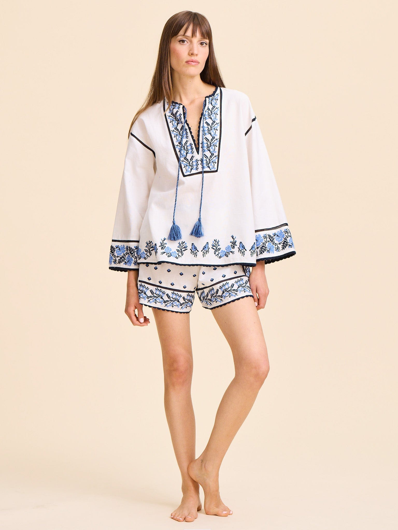 Carina Short in Santorini Embroidery