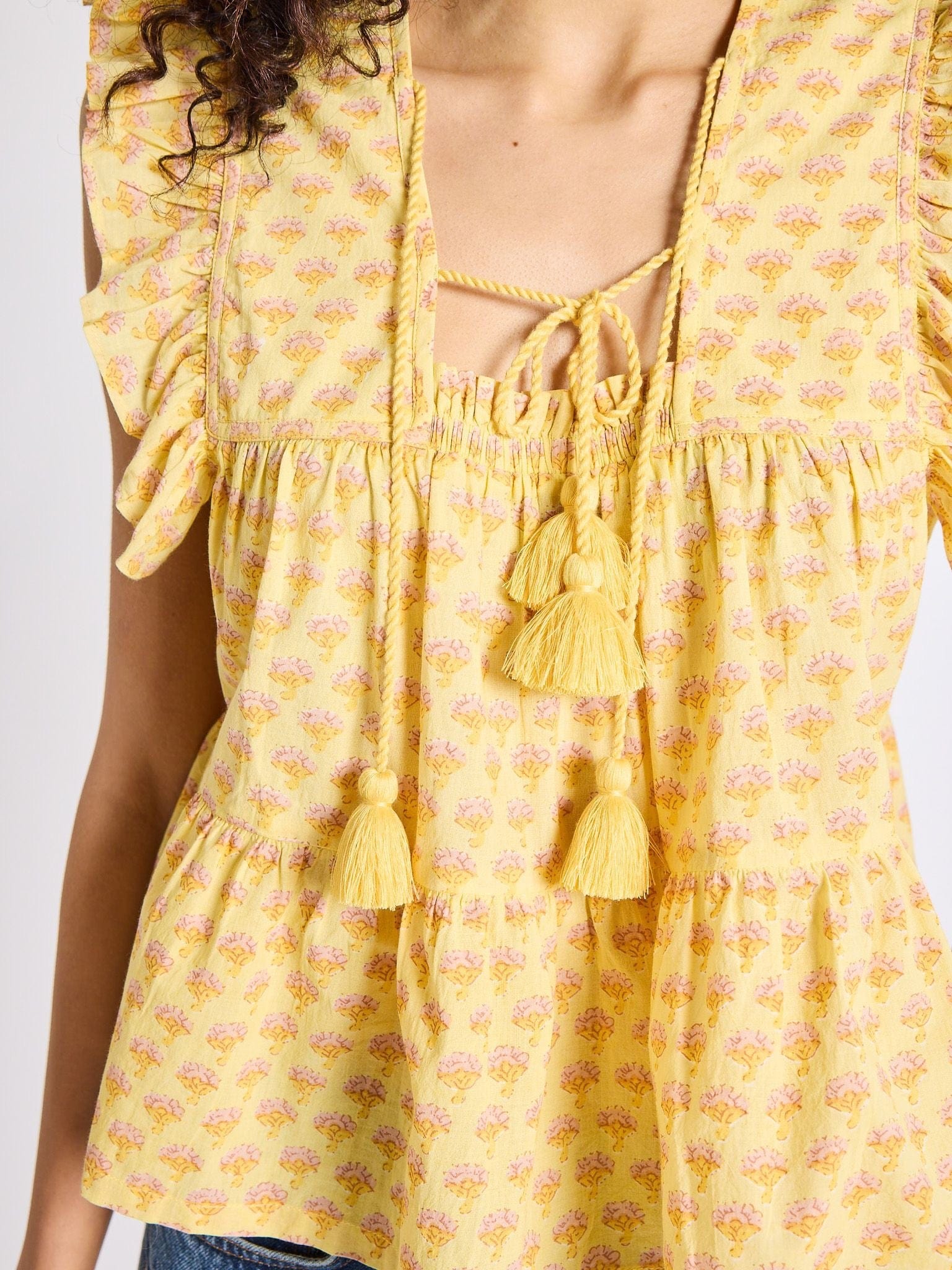 Chelsea Top in Buttercup