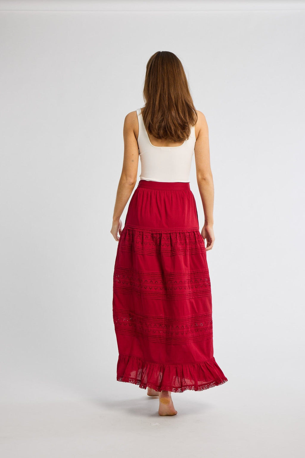 Leni Skirt in Cherry Lace