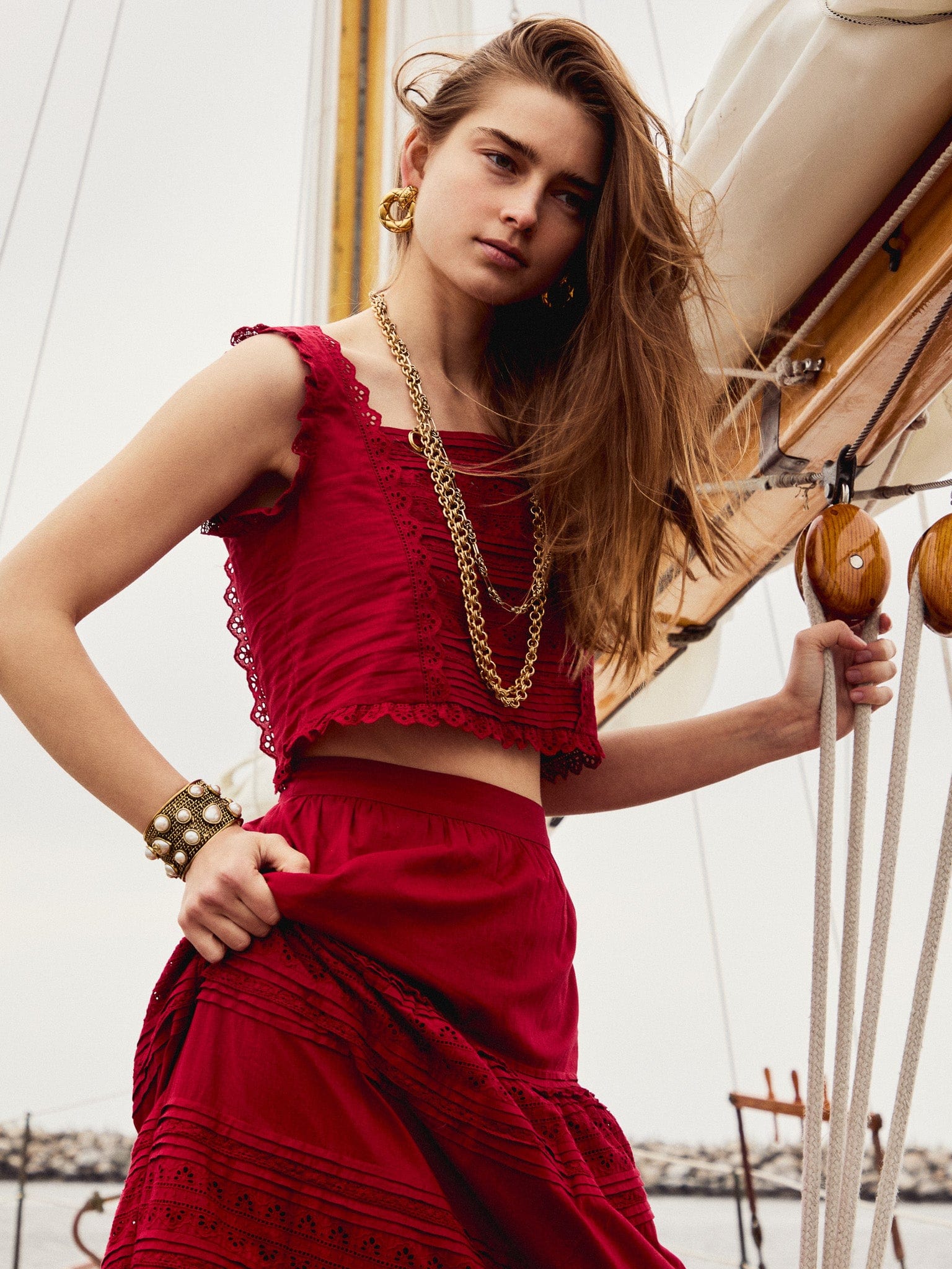 Leni Skirt in Cherry Lace