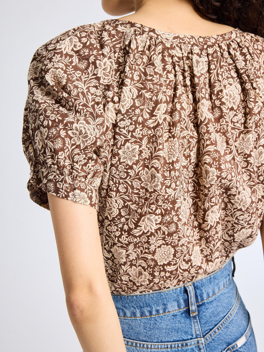 Naomi Top in Cocoa Floral