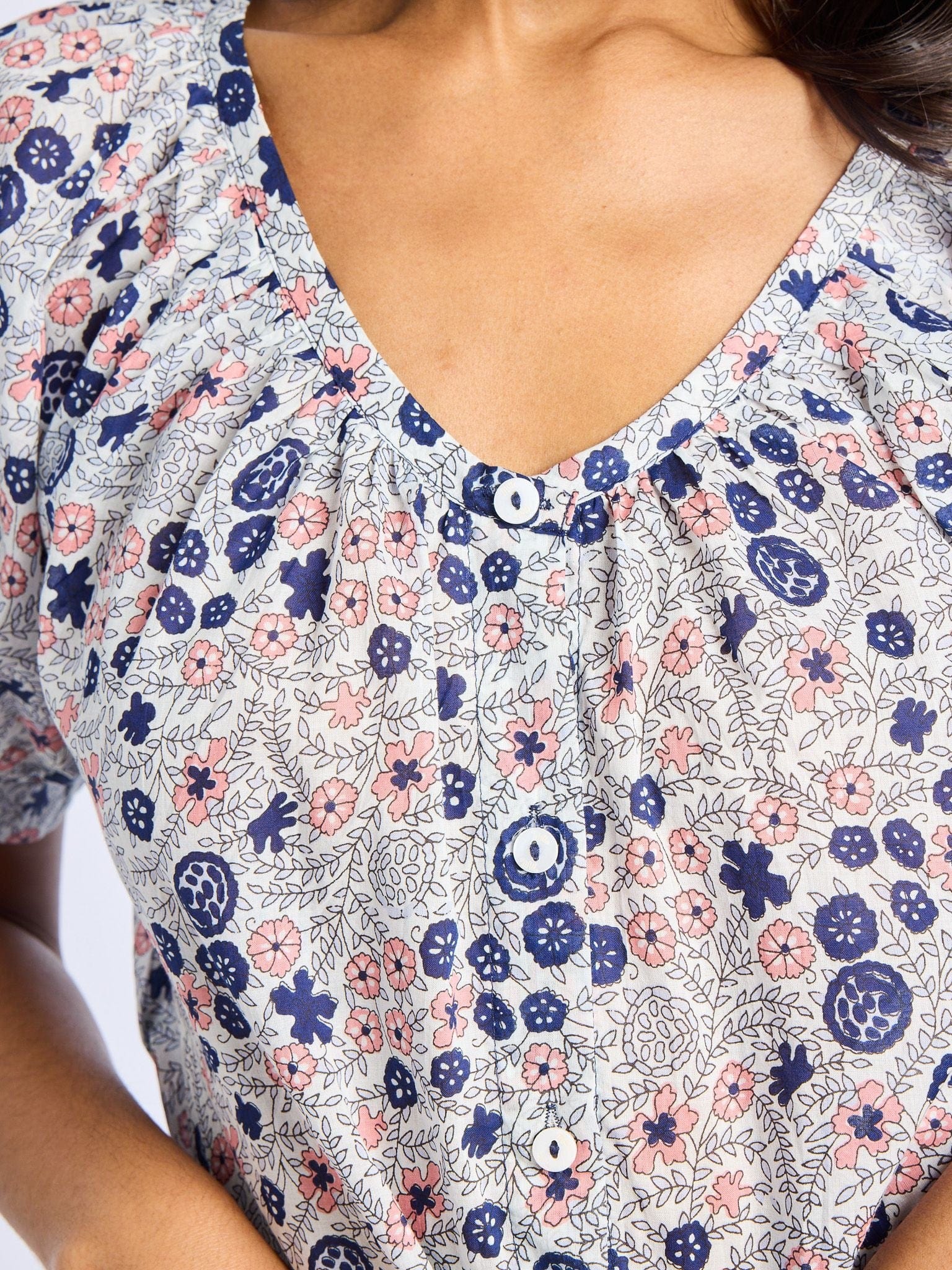 Naomi Top in Navy Floral