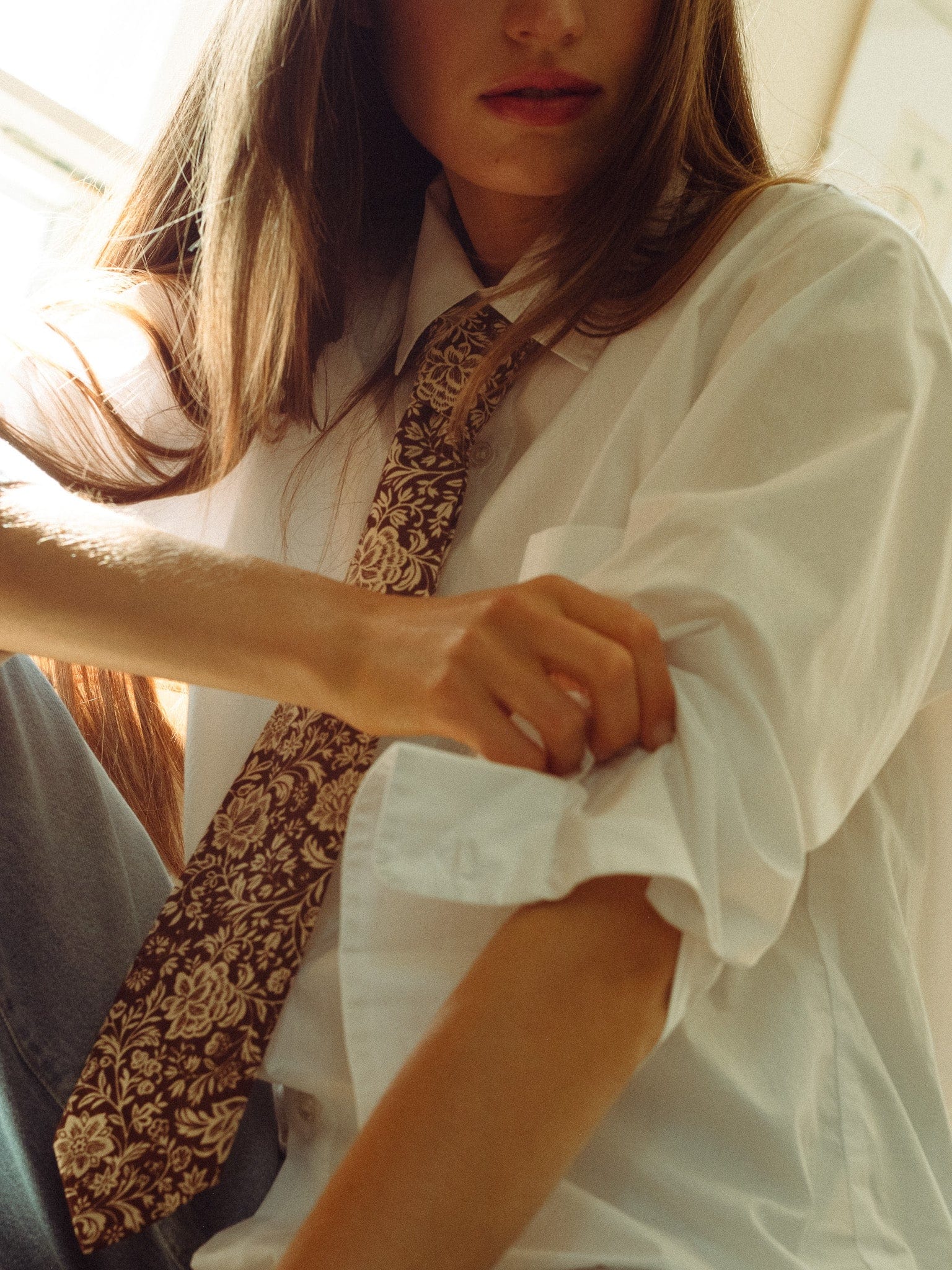 Zoe Necktie in Cocoa Floral