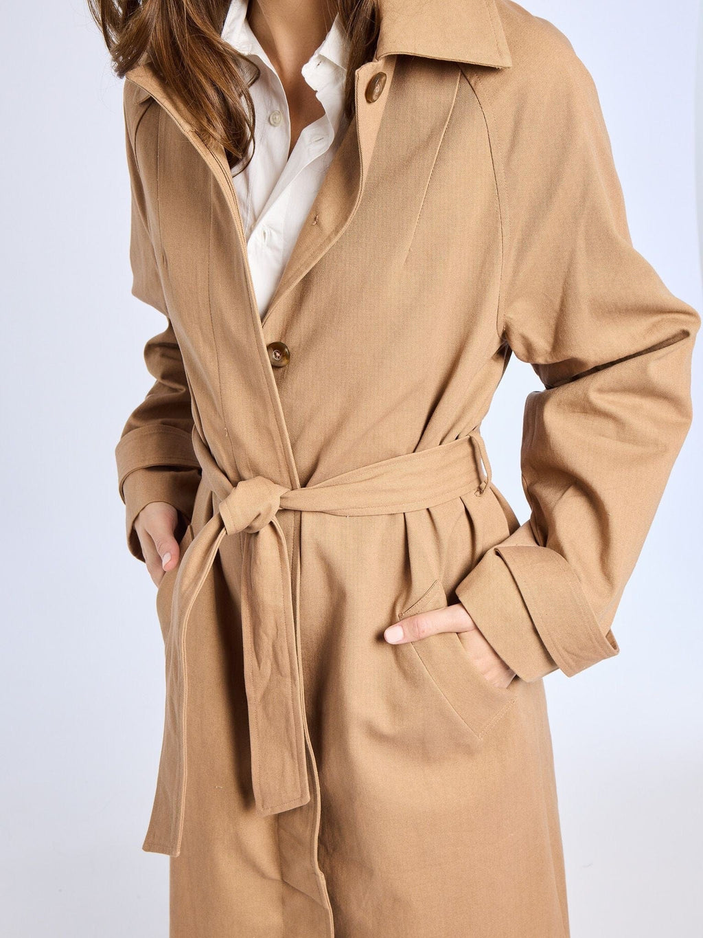 Reggie Trench in Almond