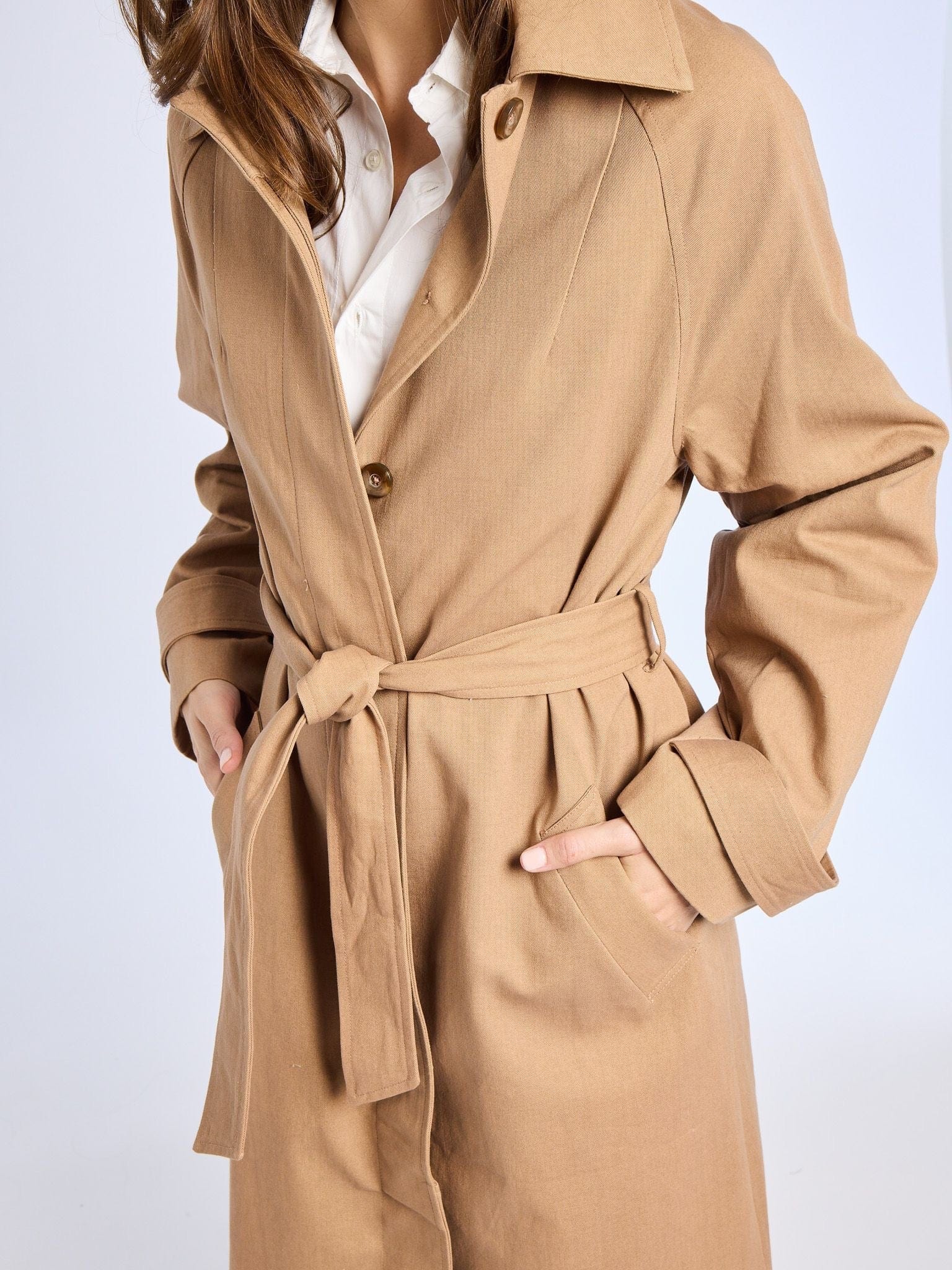 Reggie Trench in Almond