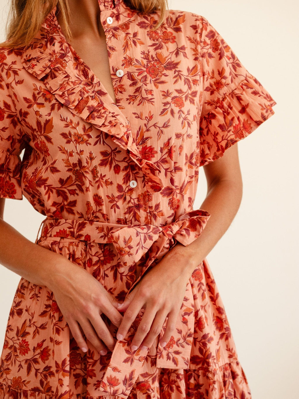 Victoria Dress in Peach Montmartre