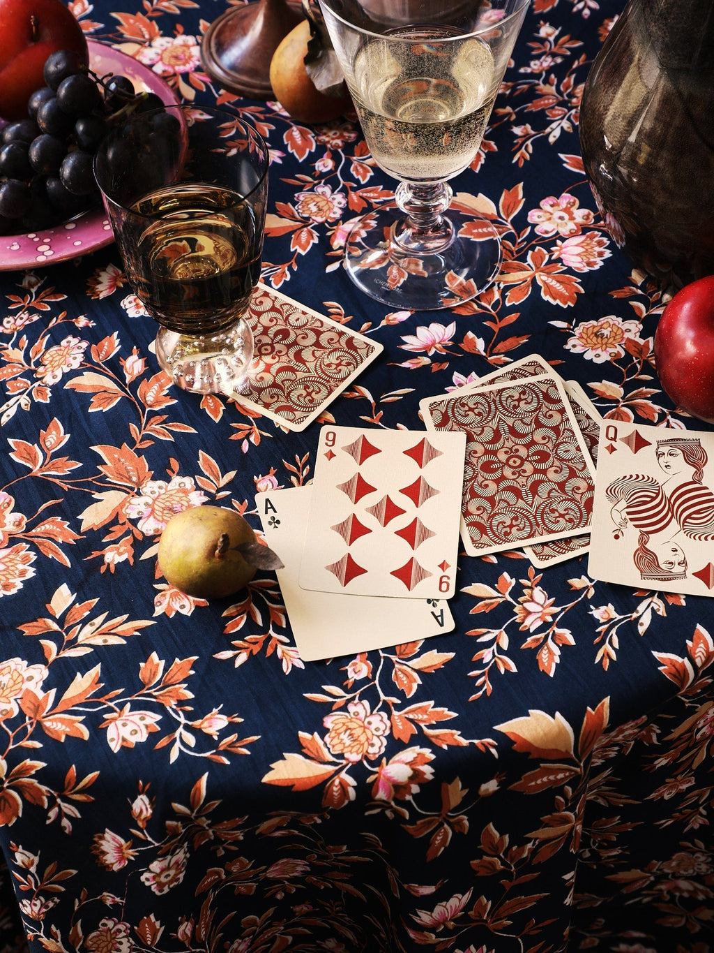 Cocktail Tablecloth in Montmartre