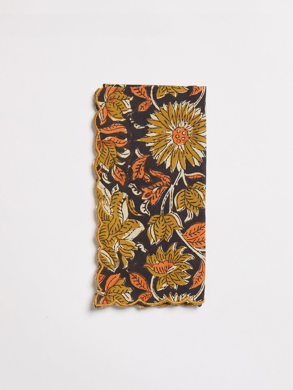Scalloped Dinner Napkins, Set of 4