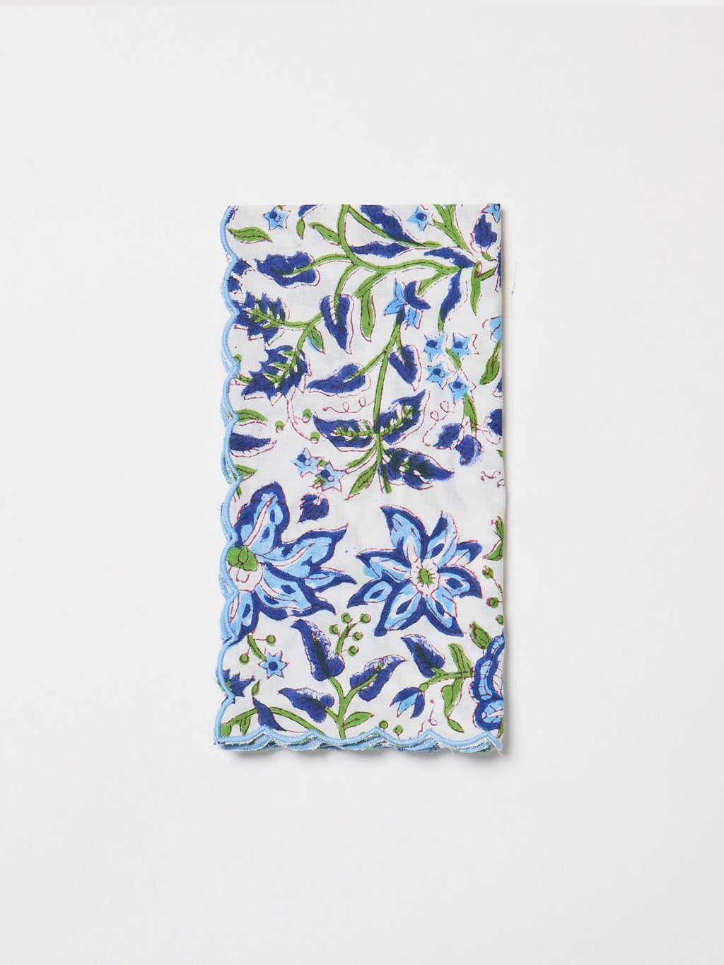 Scalloped Dinner Napkins, Set of 4