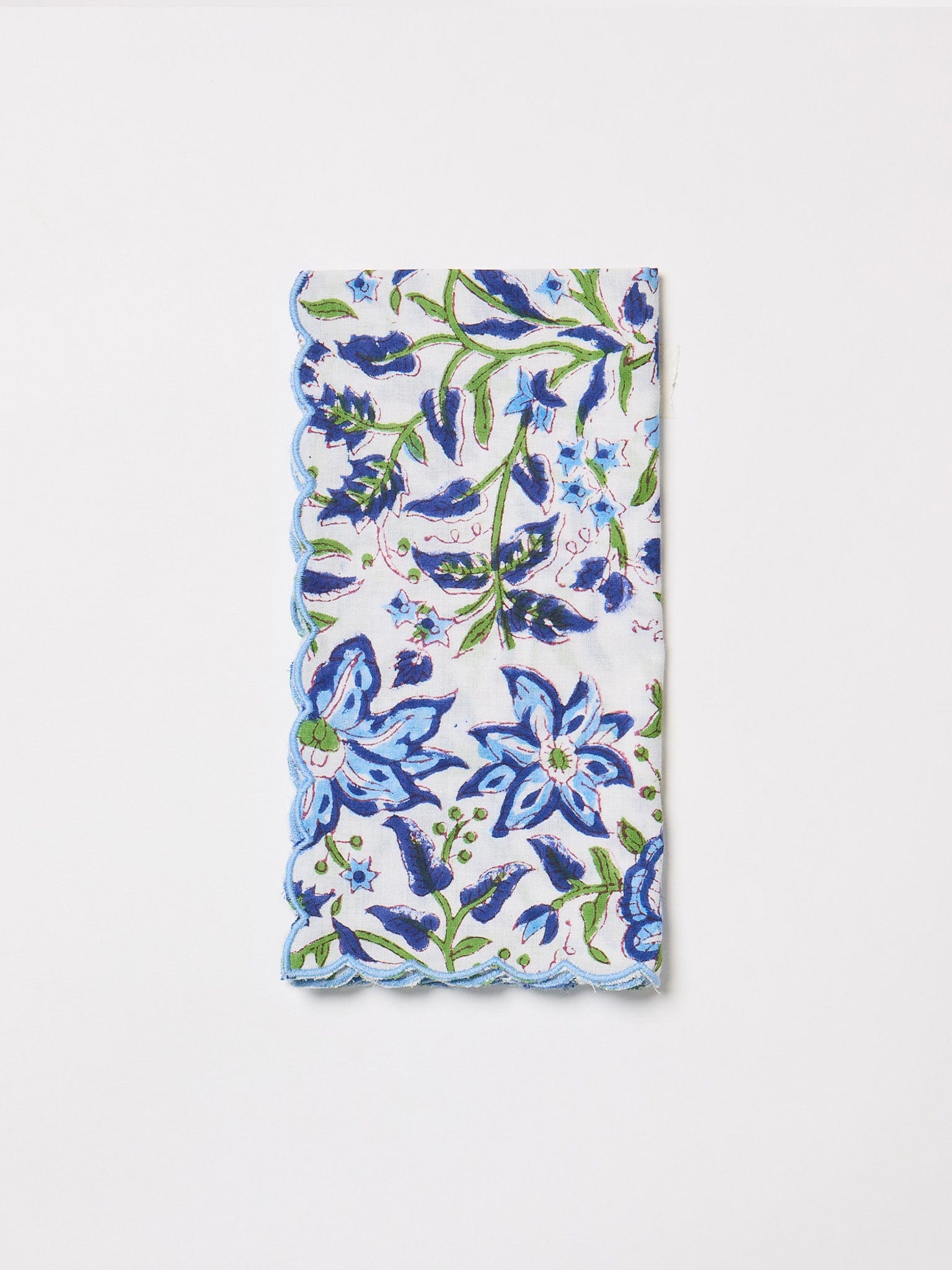 Scalloped Dinner Napkins, Set of 4