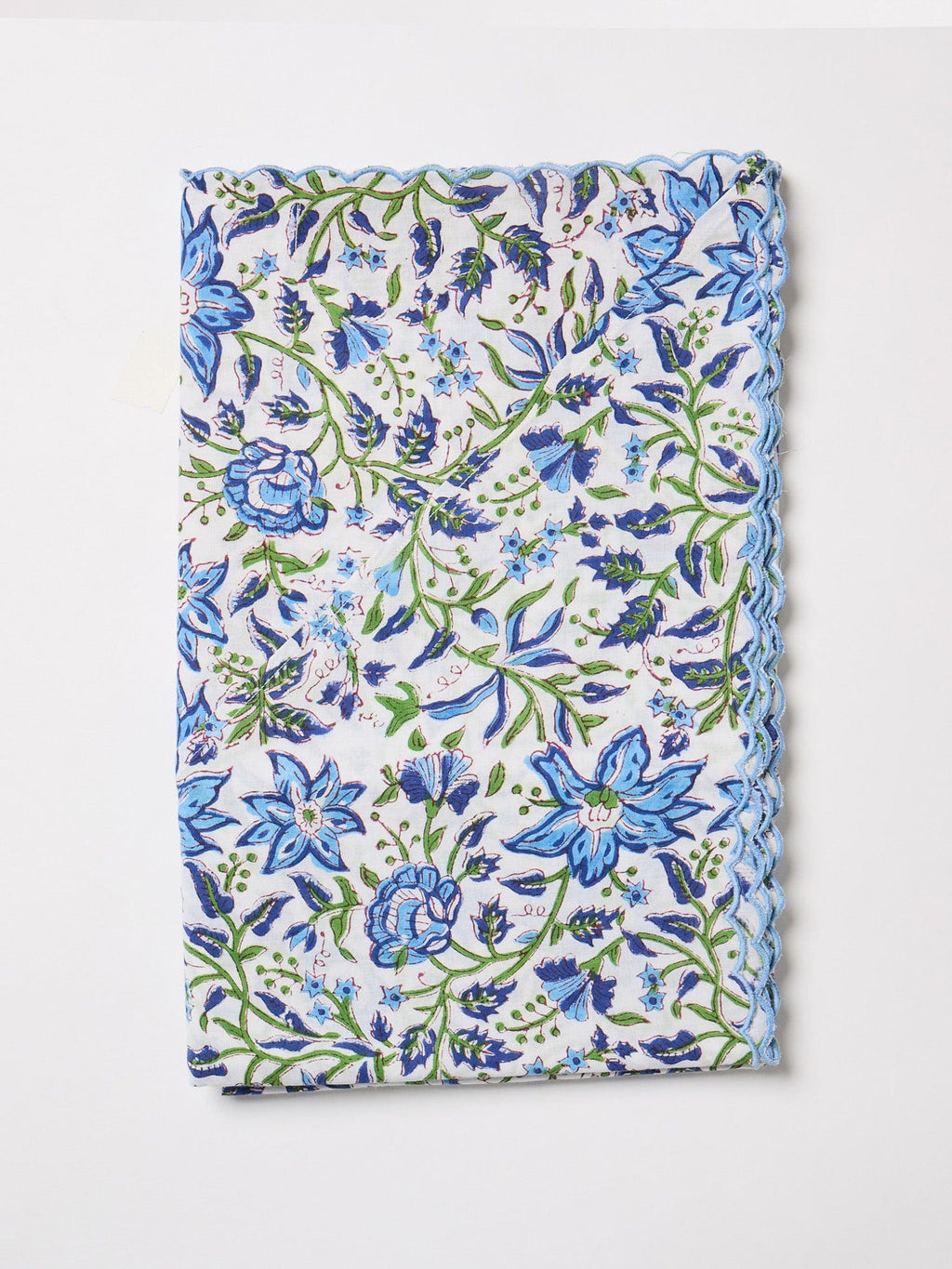 Scalloped Tablecloth, 120" x 63"
